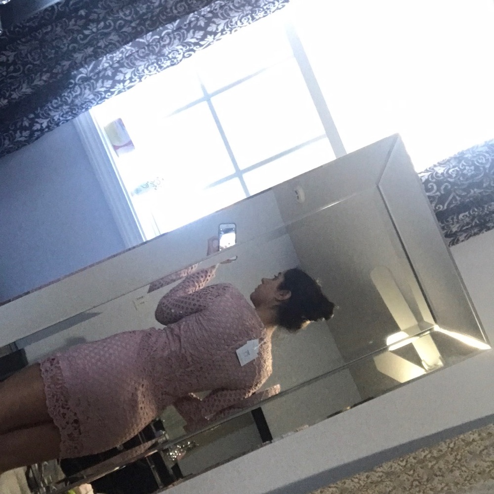 Dress - Picture 3 of 4